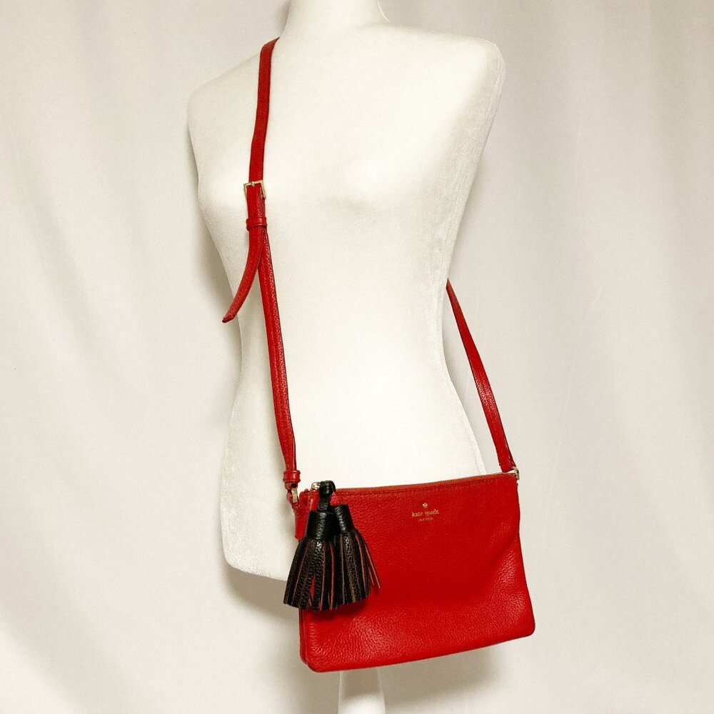 Kate Spade Red Pebbled Leather Crossbody Bag Zip Close Adjustable Strap